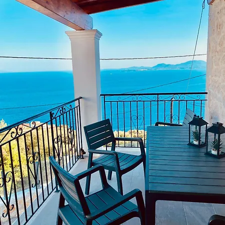 Feriehus Sofias Retreat Nissaki Katávolos