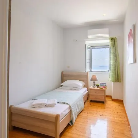 Sofias Retreat Nissaki Vakantiehuis *