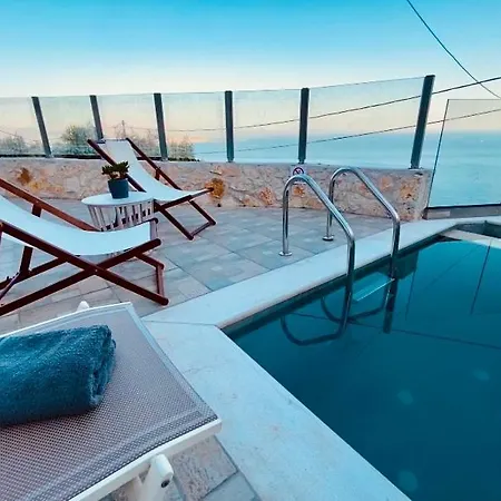 Vakantiehuis Sofias Retreat Nissaki Katávolos