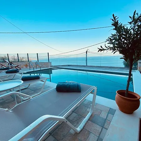 Sofias Retreat Nissaki Vakantiehuis